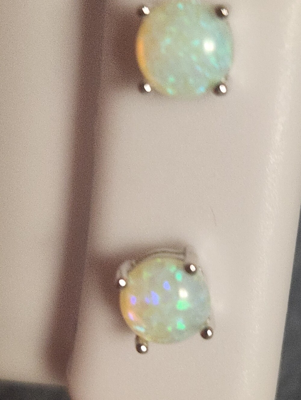 OPAL WHITE NATURAL EARRINGS, STERLING SILVER PURE 925, WITH TAG, 6MM, ROUND CUT